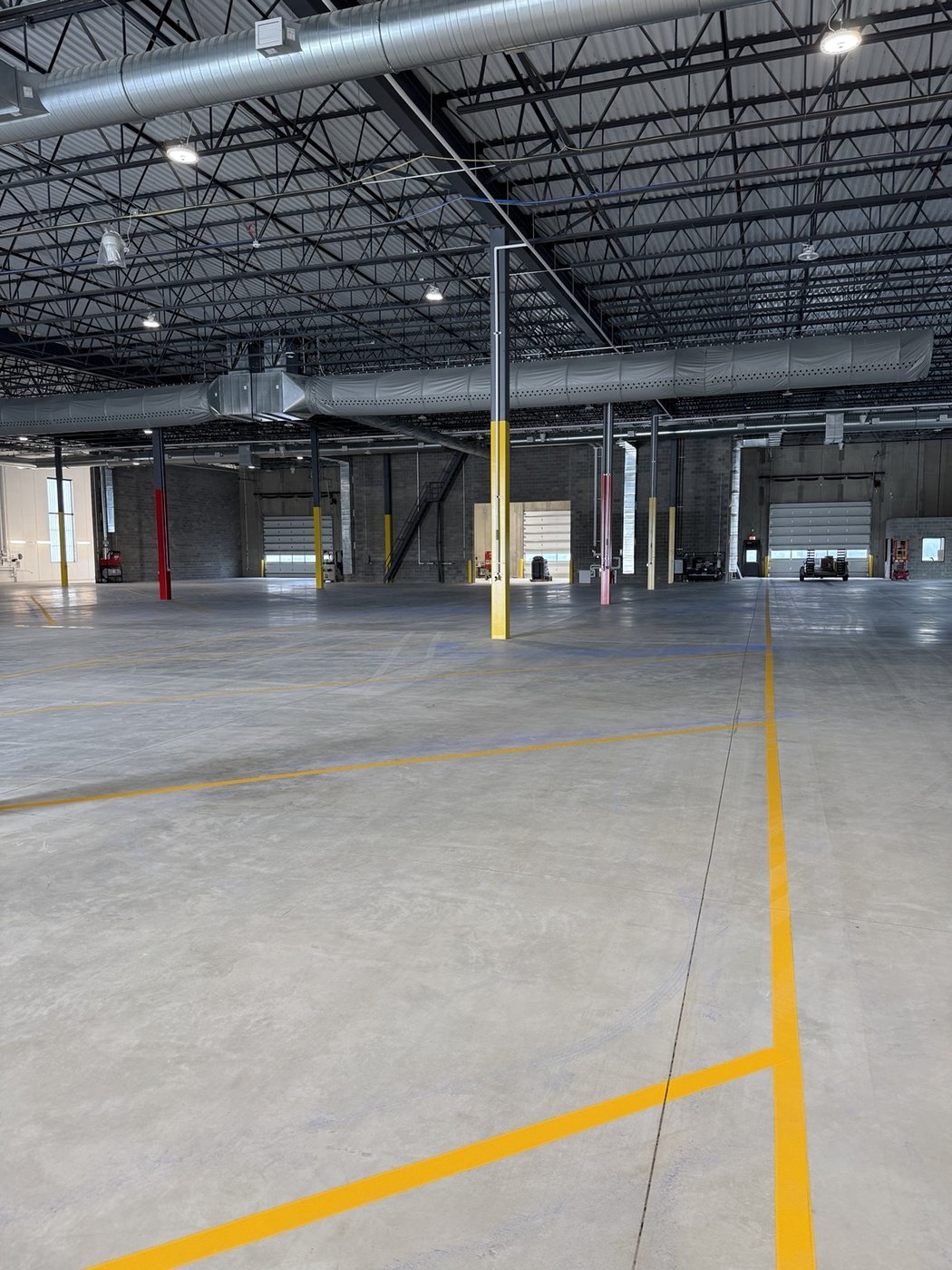Indoor parking garage entrance lane